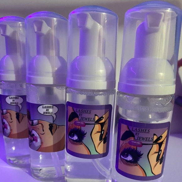 ❤️🔥3 / 30❤️🔥 lash cleansers - Picture 3 of 11